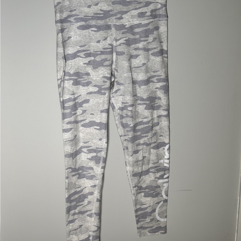 Calvin Klein Gray Camouflage Leggings
